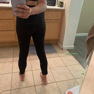 Lululemon 7/8 leggings Black size 8